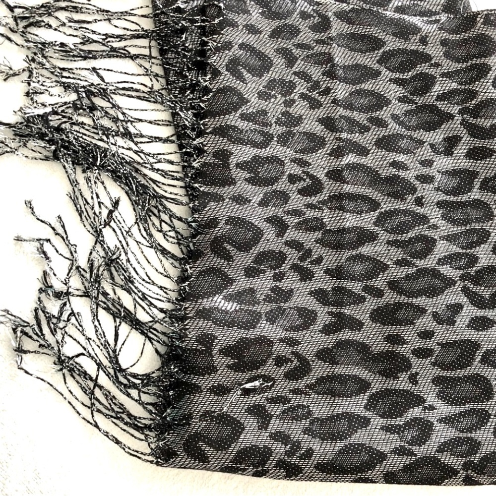 New silver scarf / shawl
